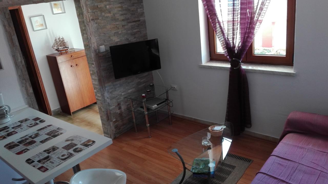 Apartment Dunja Senj  Buitenkant foto
